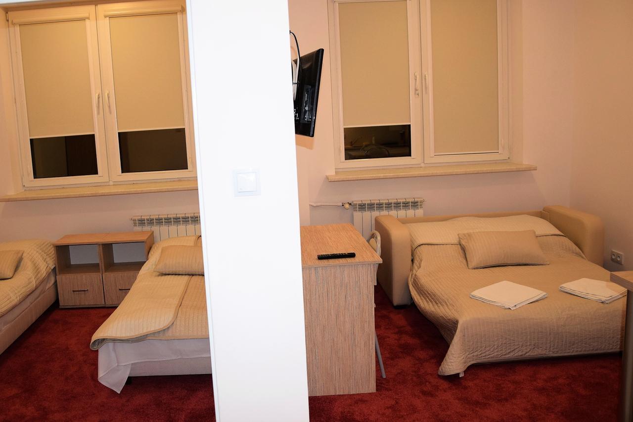 Centrum Konferencyjne Ibib Pan Warschau Buitenkant foto